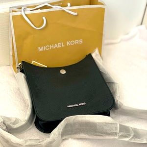 Michael Kors Messenger Crossbody bag
